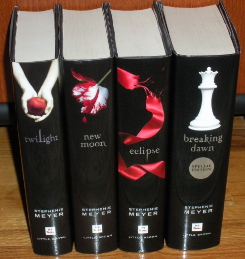 The Twilight Saga Books - Twilight, New Moon, Eclipse, Breaking Dawn