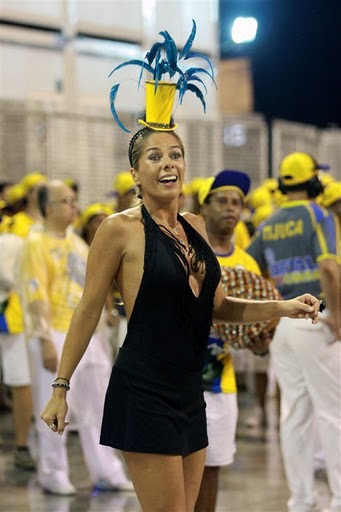 Adriane Galisteu Queen in 2010 Carnival by Foto BR