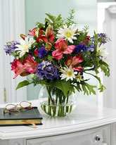 Alstromeria & Daisies