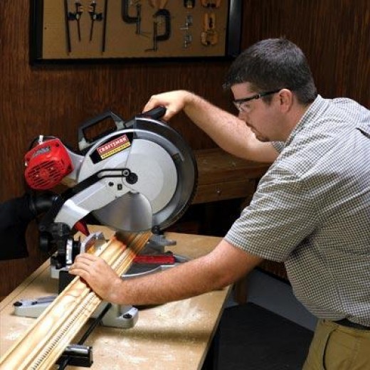How to Use a Compound Miter saw, Discover Safe Operation Procedures