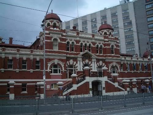 The beautiful city baths building in the heart of Melbourne. Click to enlarge pictures.