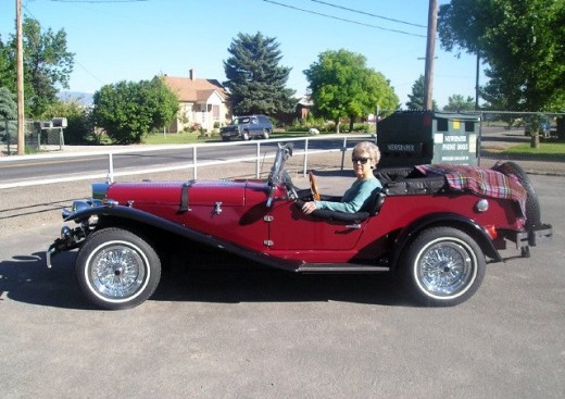 My mother in Dad's kit car.