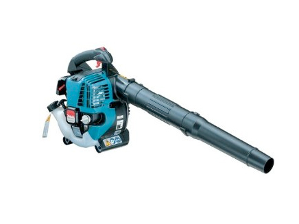 My newest acquisition - a Makita 4 cycle leaf blower. 