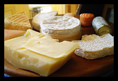 Lots of different types of cheese photo: cw beucheler @flickr