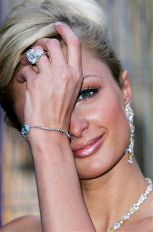 Paris Hilton's Engagement ring: 24 carats