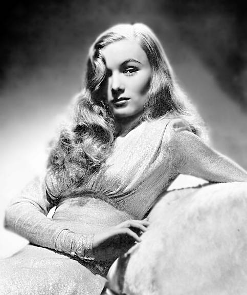 Actress from 1940's Veronica Lake had very pretty wavy hair