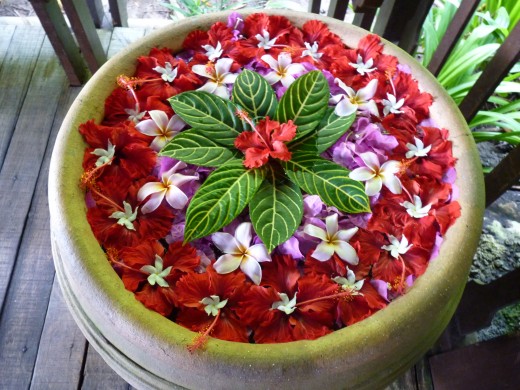 Pangkor Laut fresh flowers. Photo by Janice