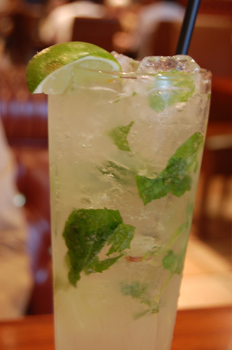 Mojito recipe mixed drink photo: evilmidori @flickr