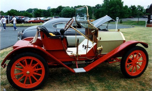1910 - The First Hudson - Wikimedia Photo by Christopher Ziemnowicz