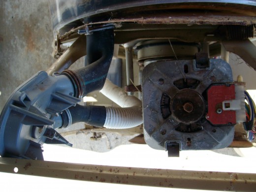Pump was hard to remove, but with gentle prying and wiggling, it was removed