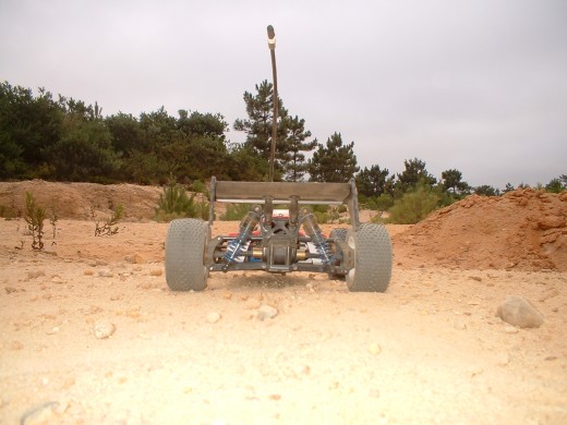 Team Associated RC18B