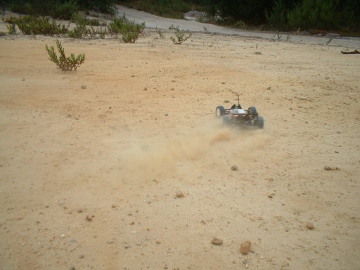Team Associated RC18B in action