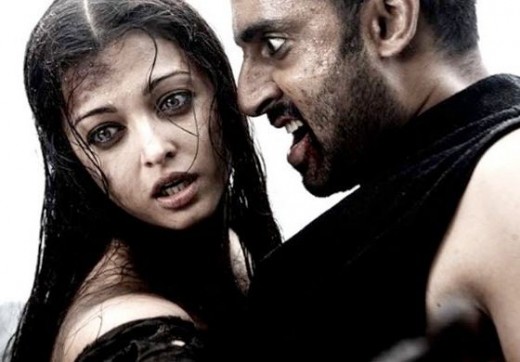 Aishwarya Rai Bachan & Abhishek Bachan as Ragini and Beera