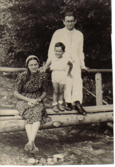 Klara, Amnon and Benzion 1938
