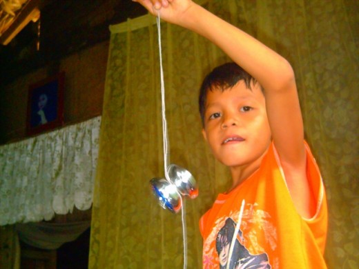 Bunso ready to Yo-yo (Photo by Ireno A. Alcala) 