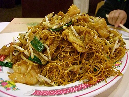 Delicious Chinese noodles at Ching Wah Lajpat Nagar
