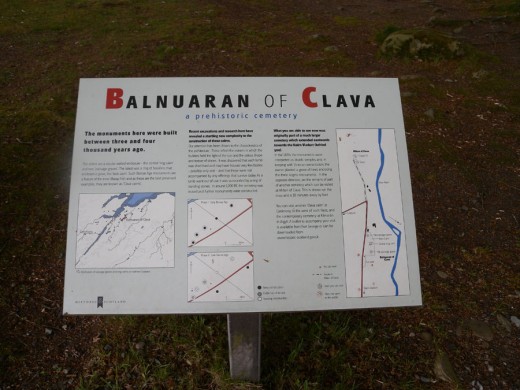 Balnuaran of Clava, the first prehistoric site we saw.  At this time we didn't know the difference between a cairn and stone circle.