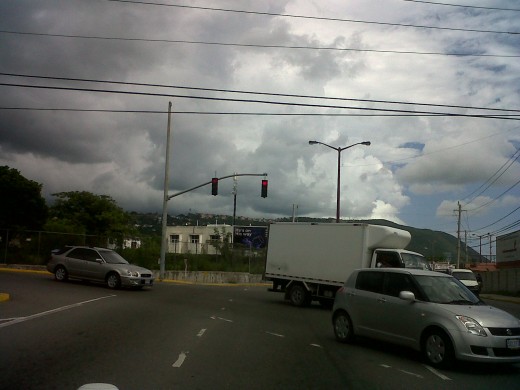 Ooops.  NE shows rain approaching.  Stoplight at Cnr of Lady Musgrave and Trafalgar Road.