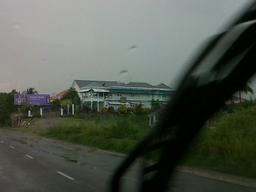 Eye-catching real estate on the Bustamante Highway.