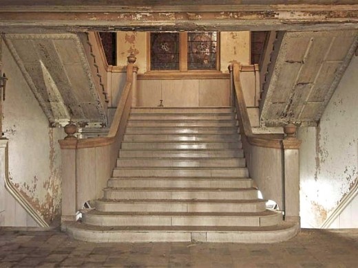 The main staircase in ruins...