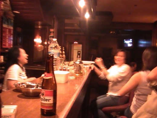Filipinas @ Davaoenas Resto-Bar in Antwerp having all the laughs (IAA)