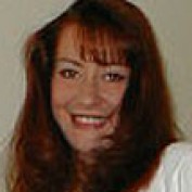 LauraKay profile image
