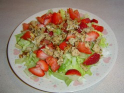Easy Recipe for Strawberry Salad with Grilled Chicken