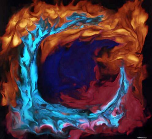 An ephemeral moment realized by Rein Nomm. -- STUMBLE UPON.  See his gallery at http://nomm.com/ 