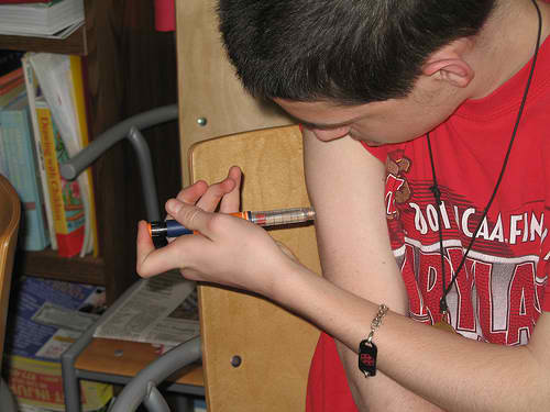 Injecting an insulin