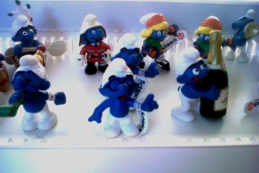 SMURFS!!  I saw these at some toy store in the mall today.  I didn't know they still made these things!