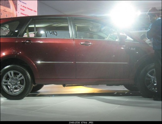 Tata Aria pics Close view