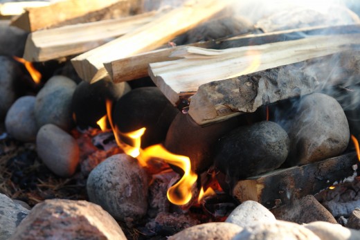 Cooking coffee on an open fire