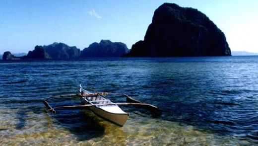 Imagine taking an eco-tour of the Philippines in a boat like this with minimum impact and maximum contact with nature.