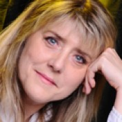 Helene Thituson profile image