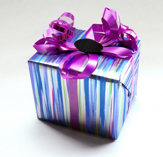 Purple bow with many loops.