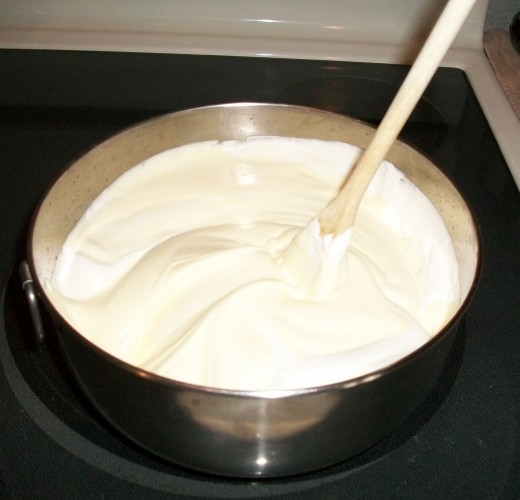 Mix into it Cool Whip. Mix well.