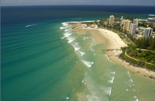 The Super Bank peeling off Snapper Rocks at Greenmount/Coolangatta