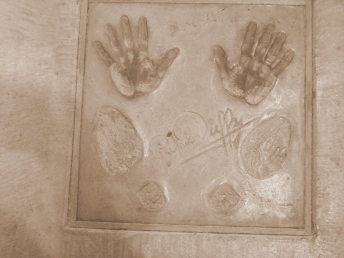 Patrick Duffy's autograph, hand prints and footprints