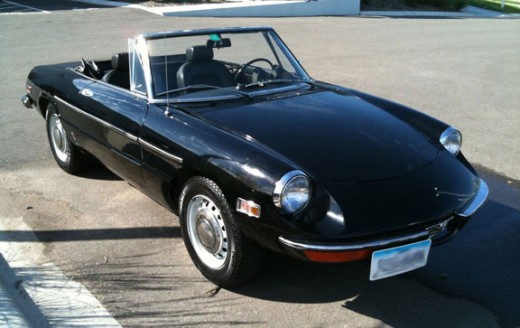 The author's personal car, a 1971 Alfa Romeo Spider Veloce.