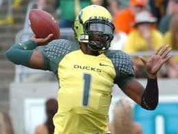 QB Darron Thomas  Oregon