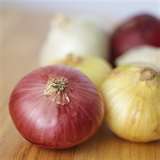 Purple, white and sweet onions.