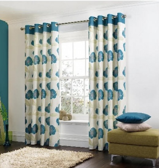 How to Easily Make Eyelet Curtains