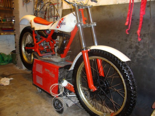 doesnt look much different to the pic above but its just broke my budget with the extra bits purchased- and it still hasn't got the motor in.