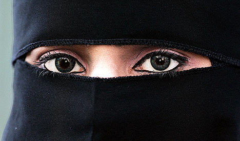 Muslim wife