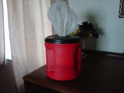 Pull your first bag thur, Replace the lid