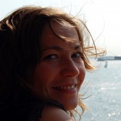 Claudia Tello profile image