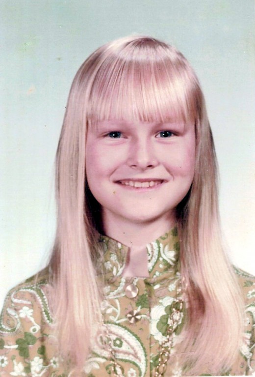 I guess my hair grew rather quick, as it was just a few years later I think I was in 4th grade when this photo was taken... both of them, school photos!