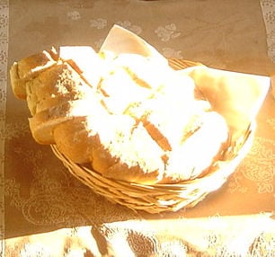 French bread. The sun shines into the breakfast room in the morning.