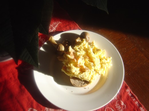 Eggs scrambled with smoked salmon