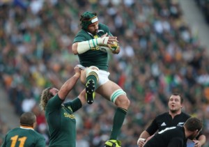 The Springboks' Victor Matfield takes an uncontested rugby lineout throw against the All Blacks
